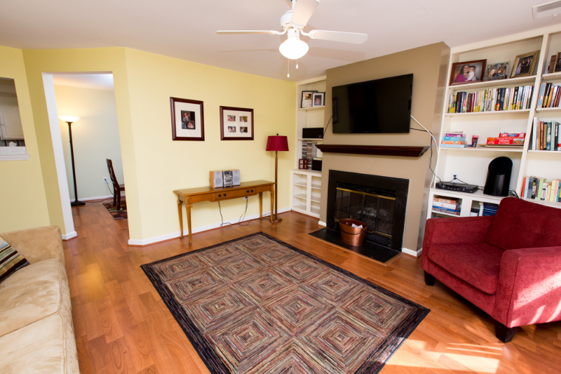 13116 Shadyside Ln - Photo 2 of 12