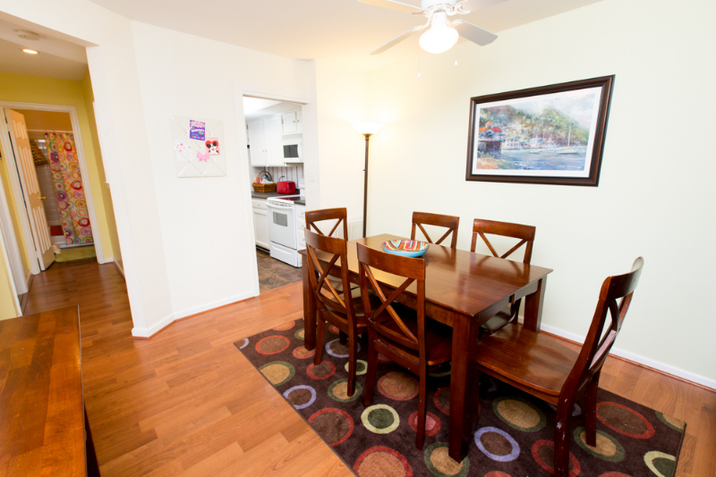 13116 Shadyside Ln - Photo 4 of 12