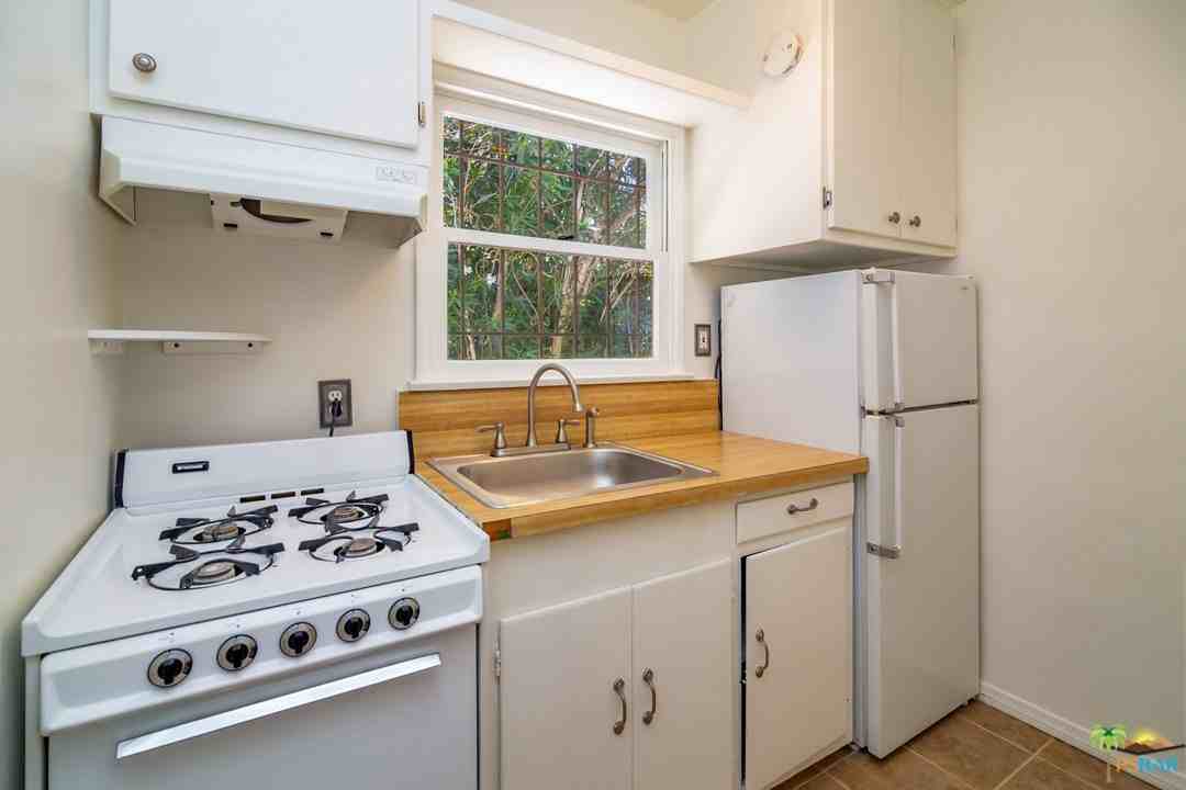 66072 5th St #3 - Photo 5 of 33