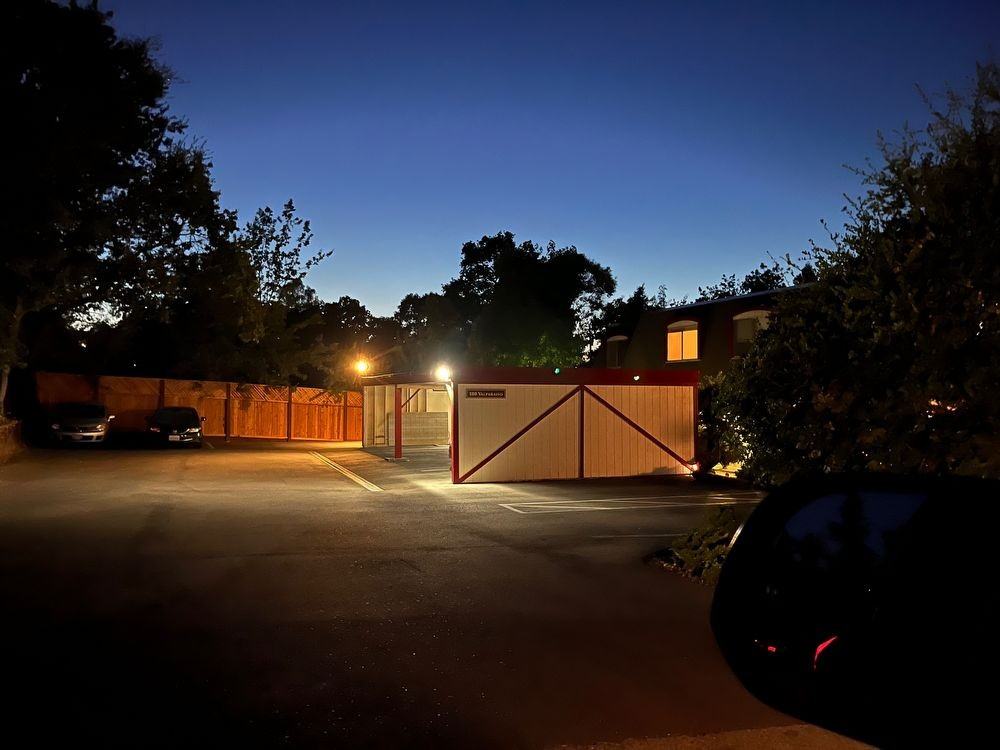 180 Valparaiso Ave - Photo 3 of 21