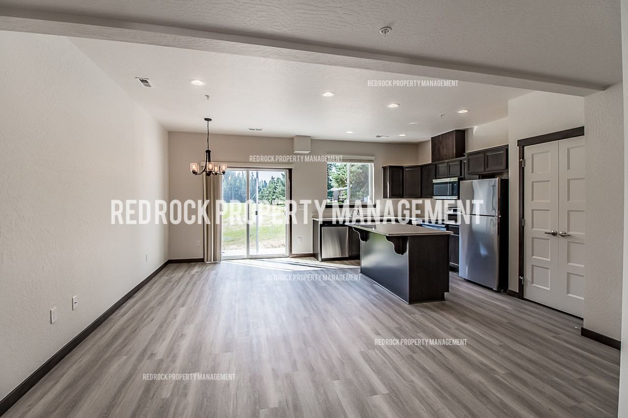 1578 E Latitude Ln #1 - Photo 2 of 15