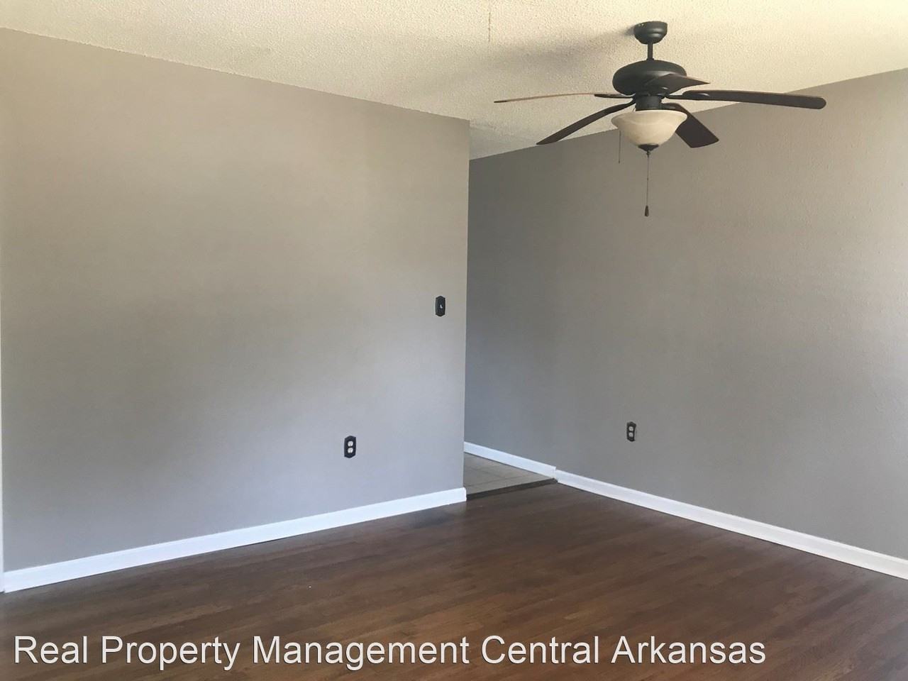 802 Desoto Pl - Photo 2 of 14