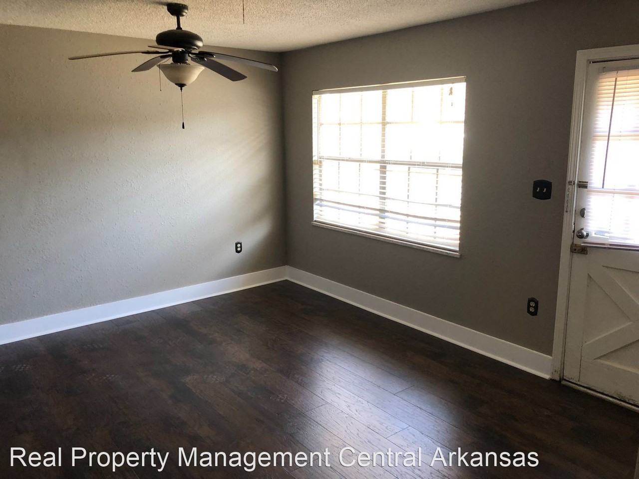802 Desoto Pl - Photo 3 of 14