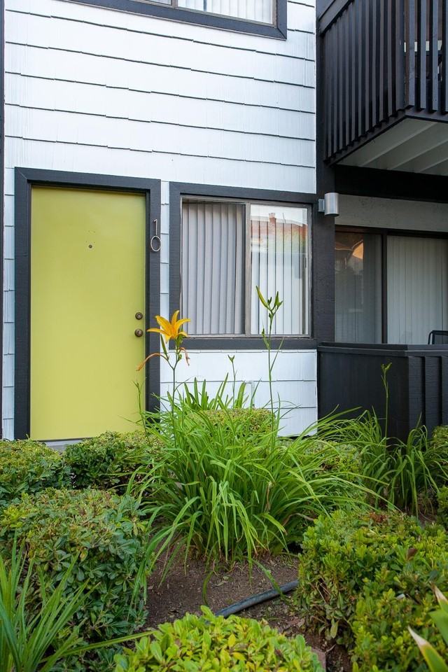 Eastside Apartments - Photo 3 of 14