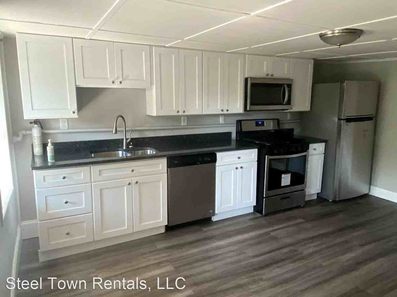 1017 Salter Way - Photo 2 of 21