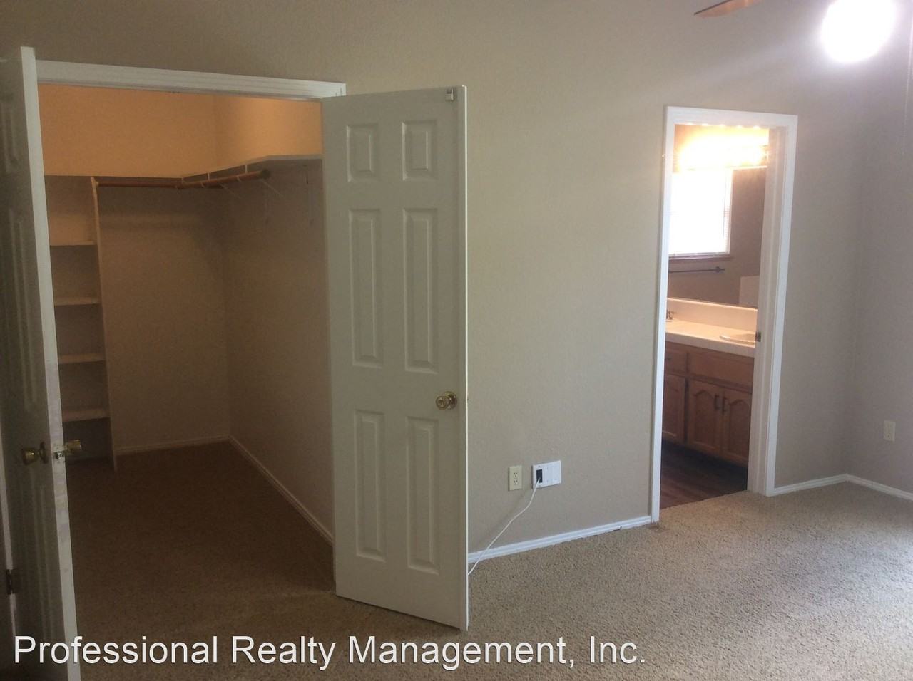 9400 Huntsman Oak Ct - Photo 3 of 11