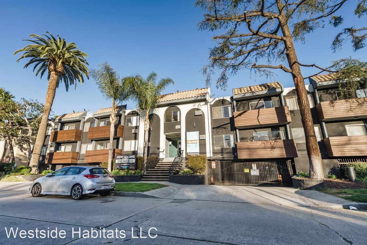 4444 Ensign fully renovated unit in Toluca Lake Apartments 4444 Ensign Ave, Los Angeles, CA