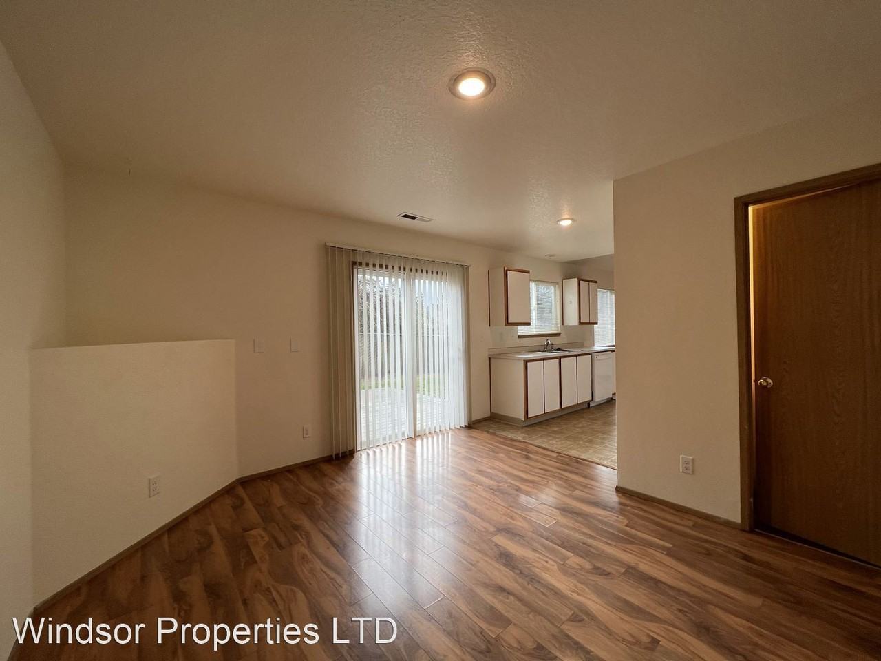 33049 Nw Meersburg St - Photo 3 of 26