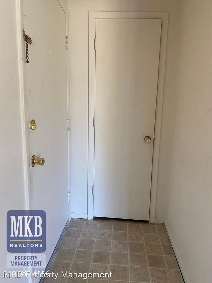 709 Drew Ave - Photo 2 of 12