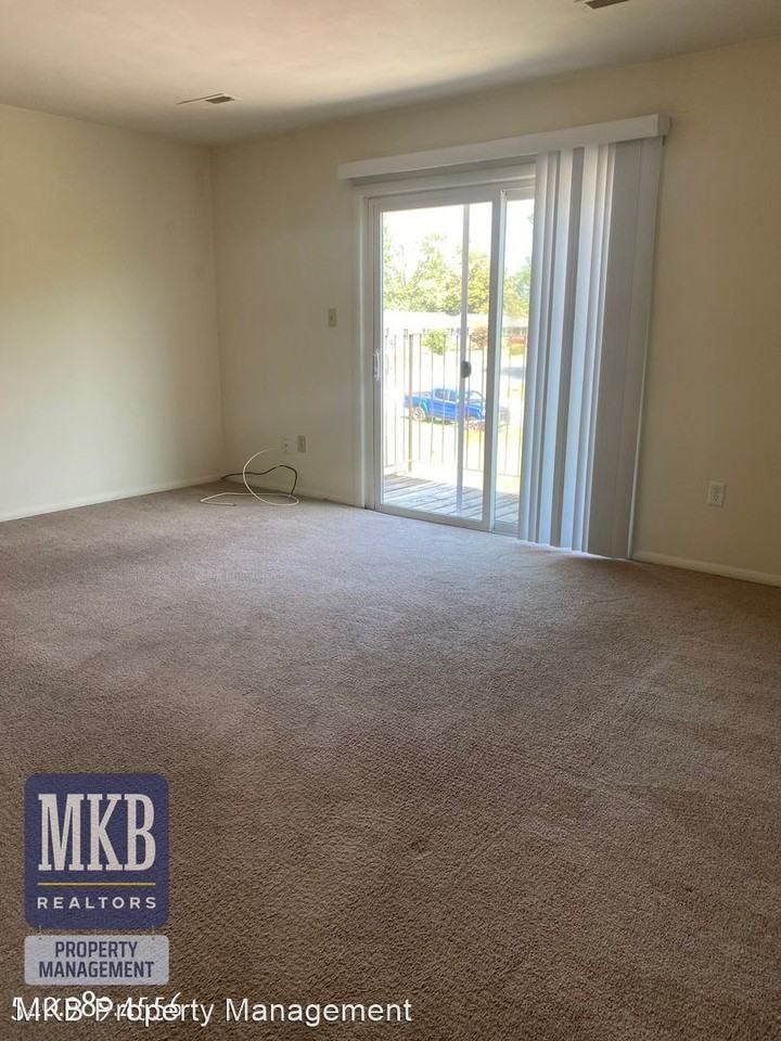 709 Drew Ave - Photo 3 of 12