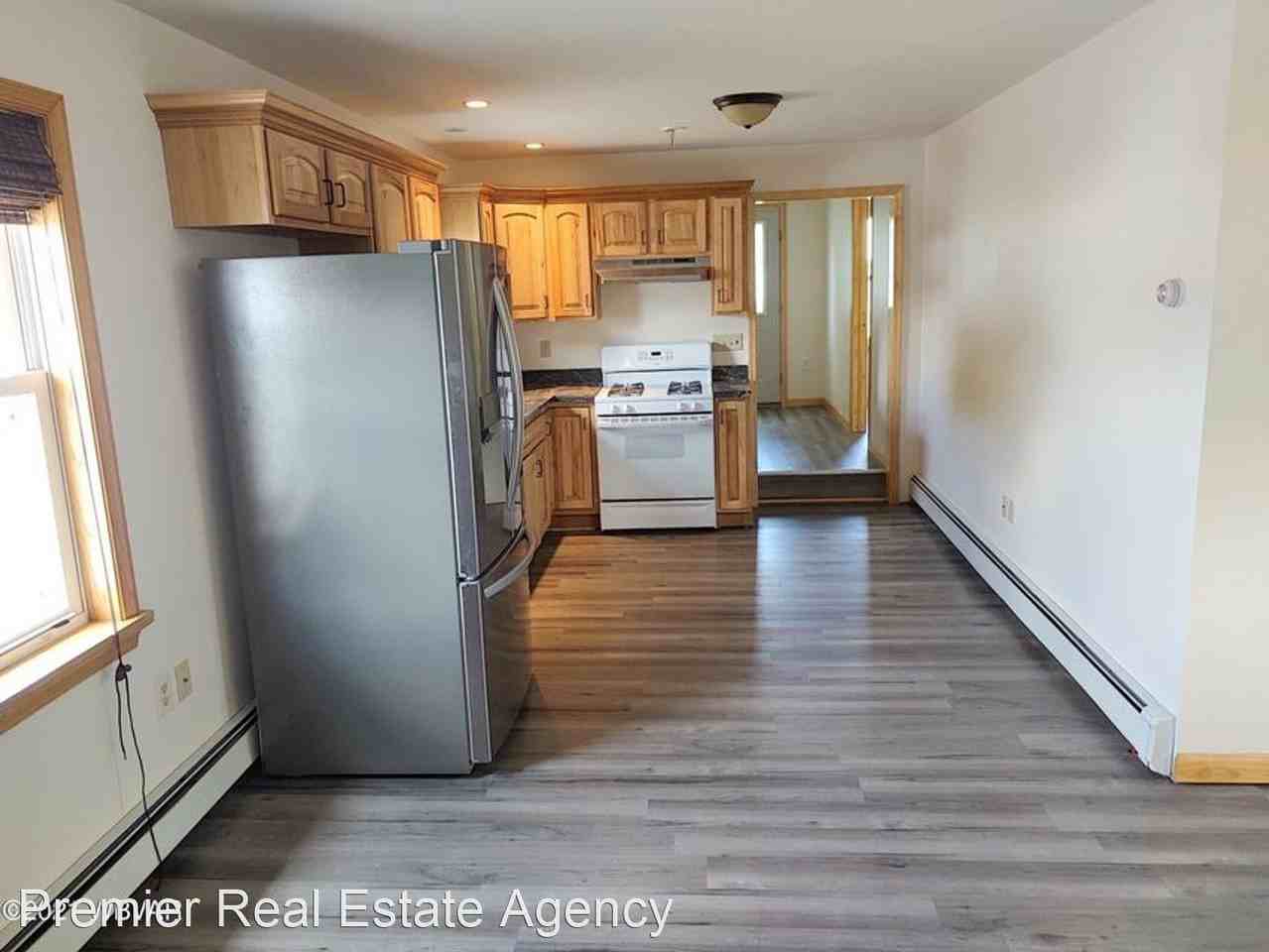 8840 State Route 405 - Photo 3 of 10