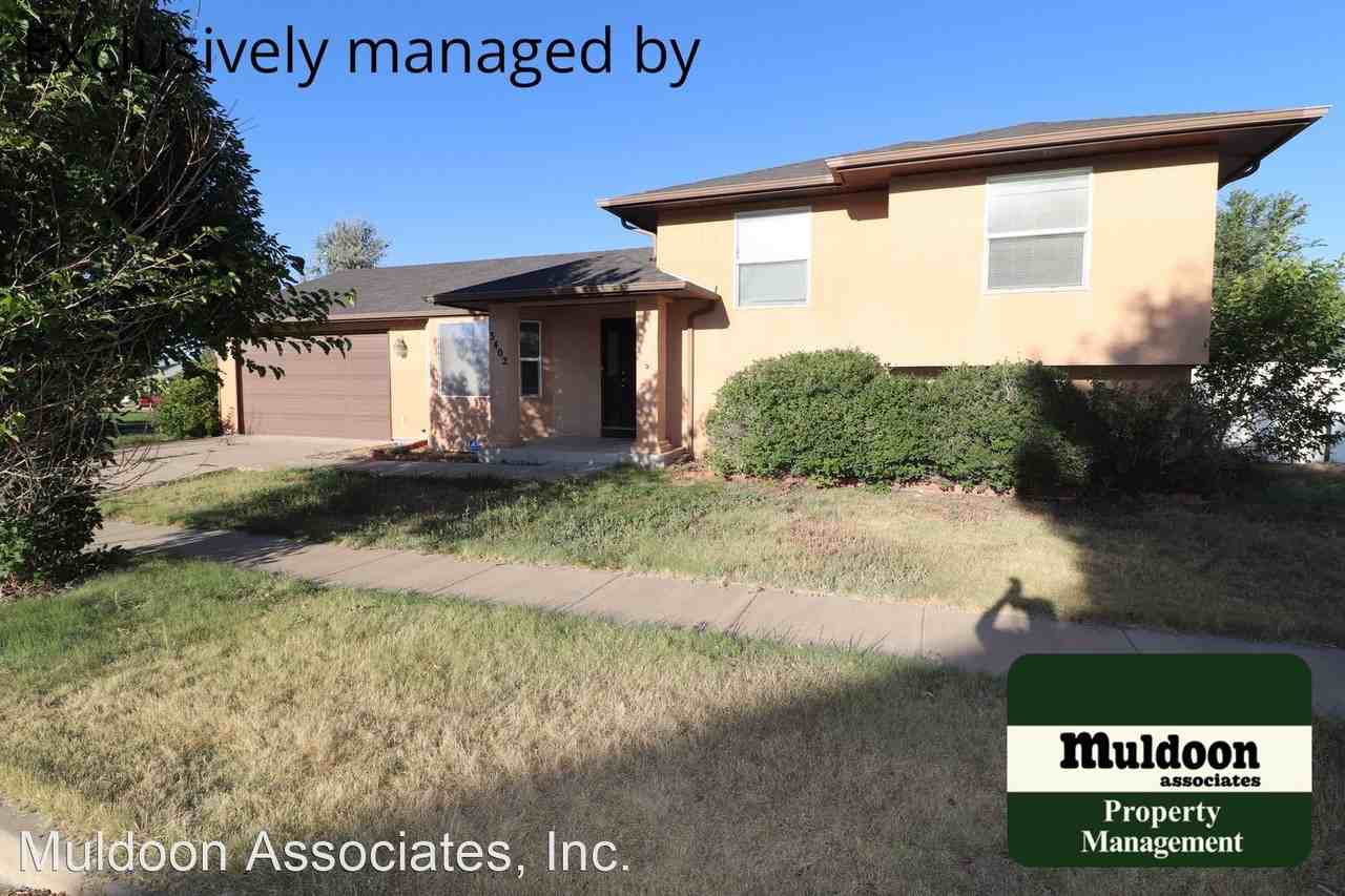 3402 Coyote Ln - Photo 2 of 17