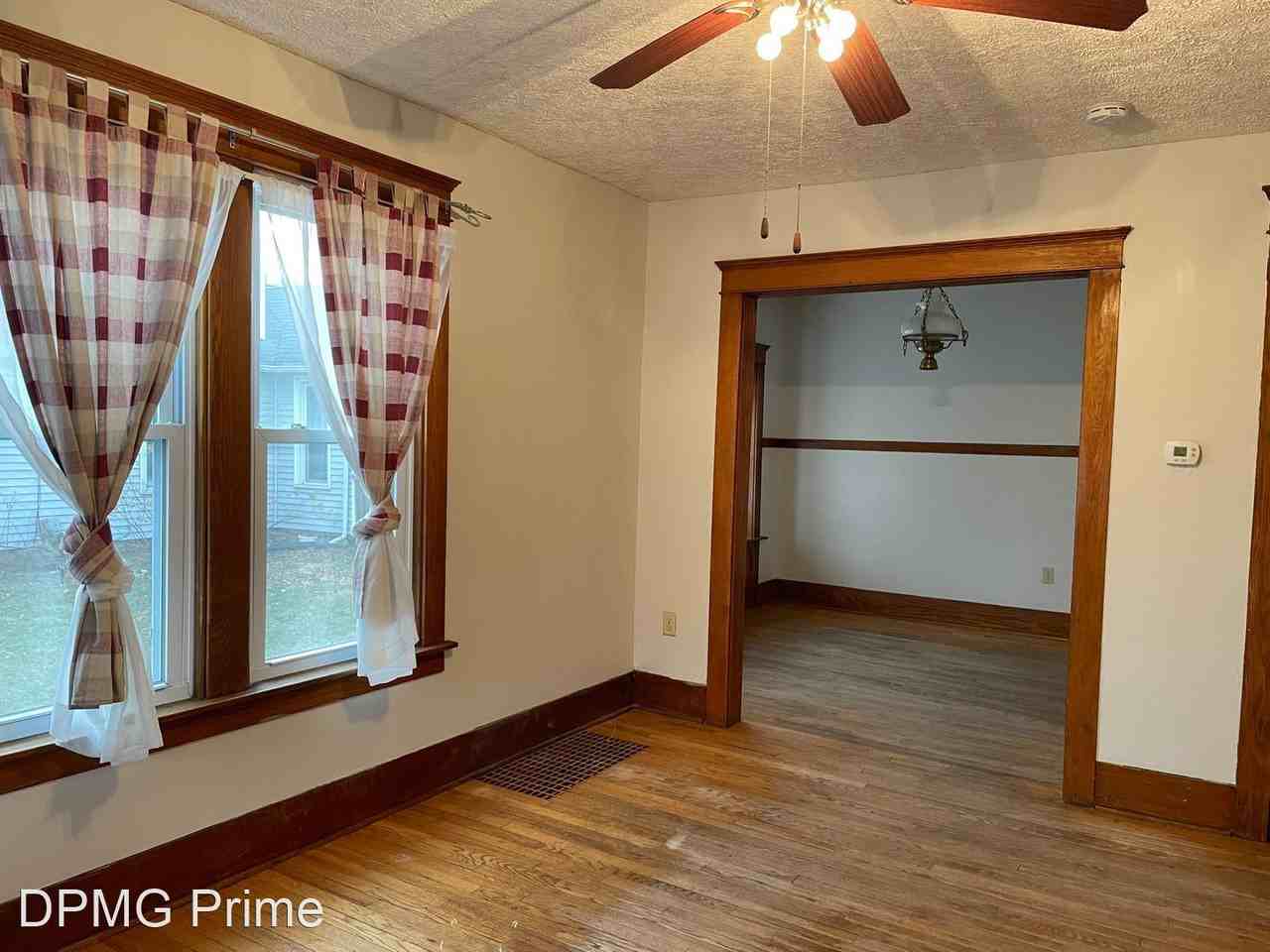 310 Riley St - Photo 2 of 38