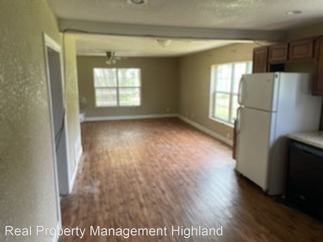 2903 Hwy 281 - Photo 2 of 10