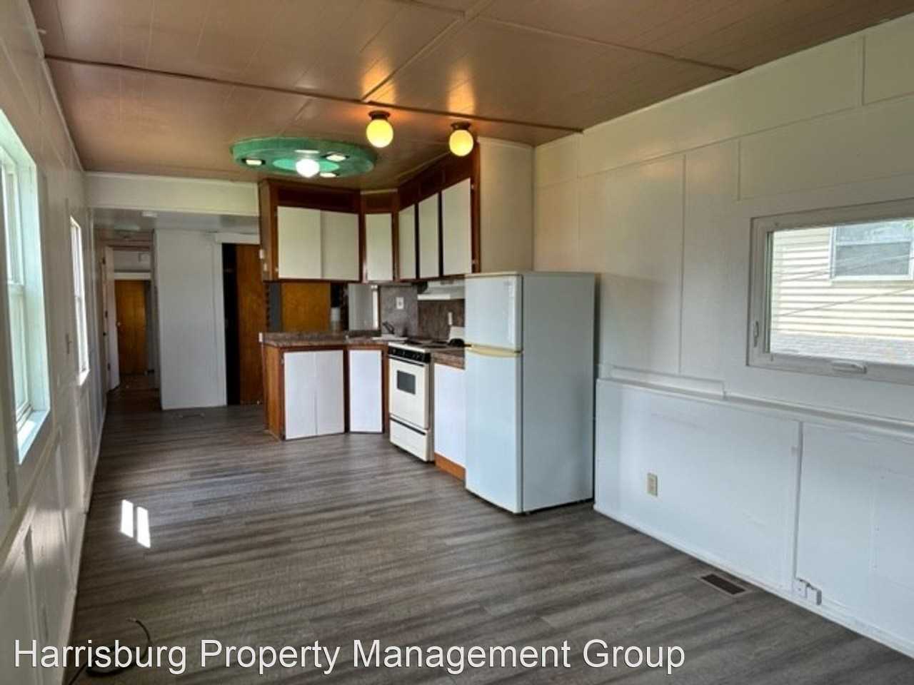 2729 Herr St - Photo 2 of 10