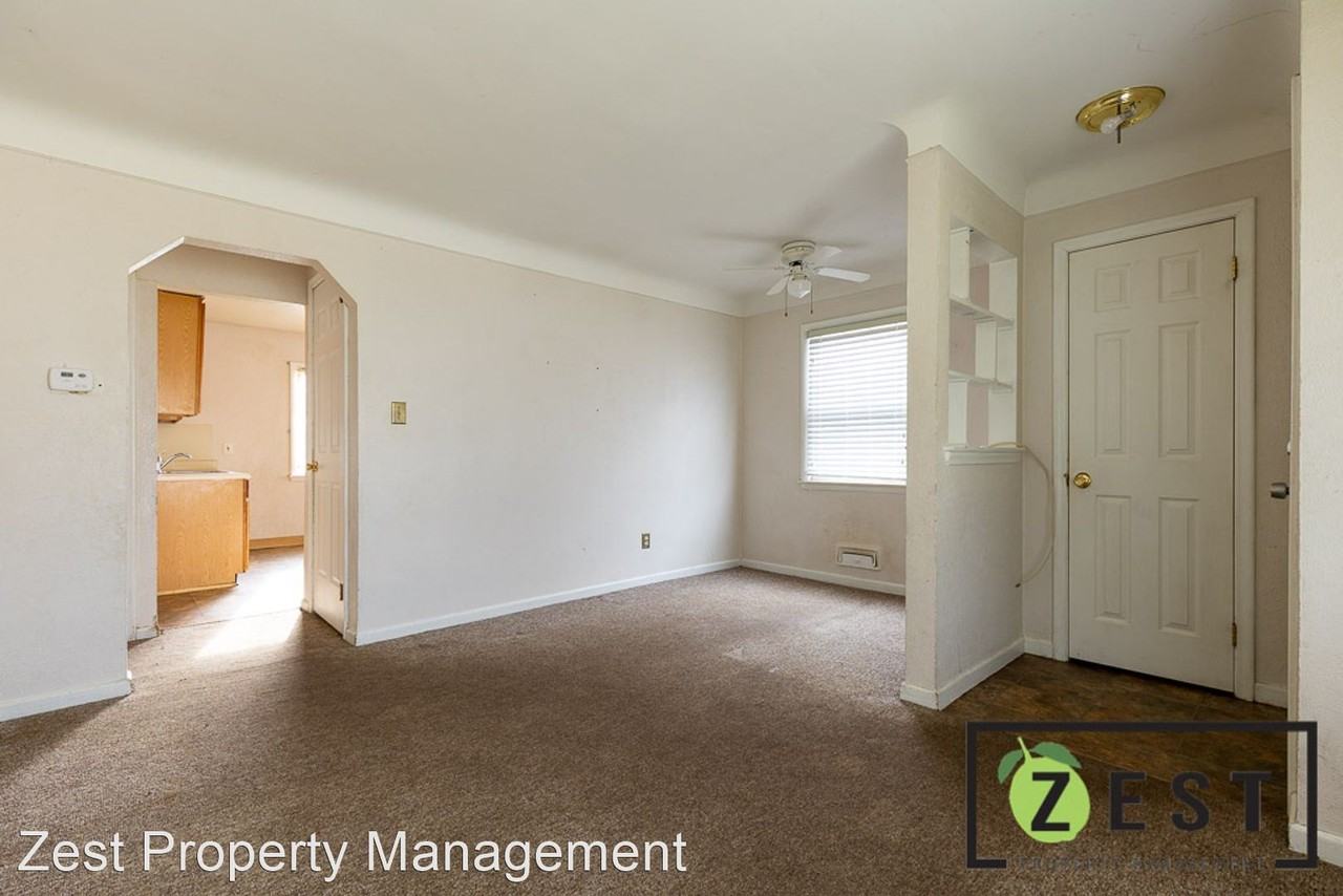 26431 Monticello St - Photo 2 of 14