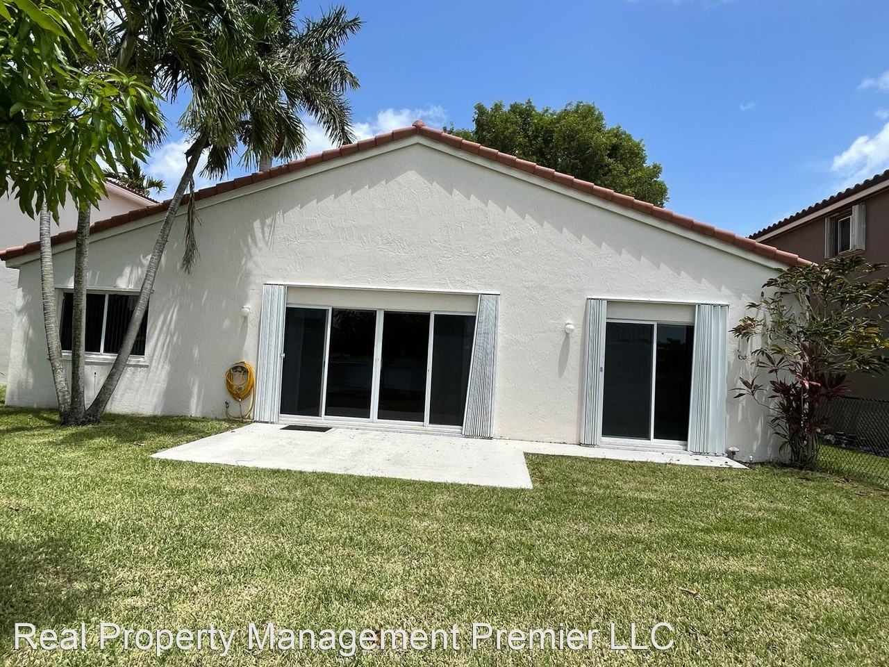 1601 Sw 106th Ter - Photo 2 of 41