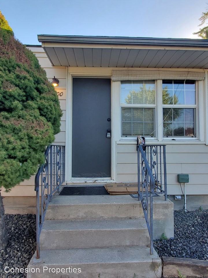 3700 W Pershing Dr - Photo 3 of 45