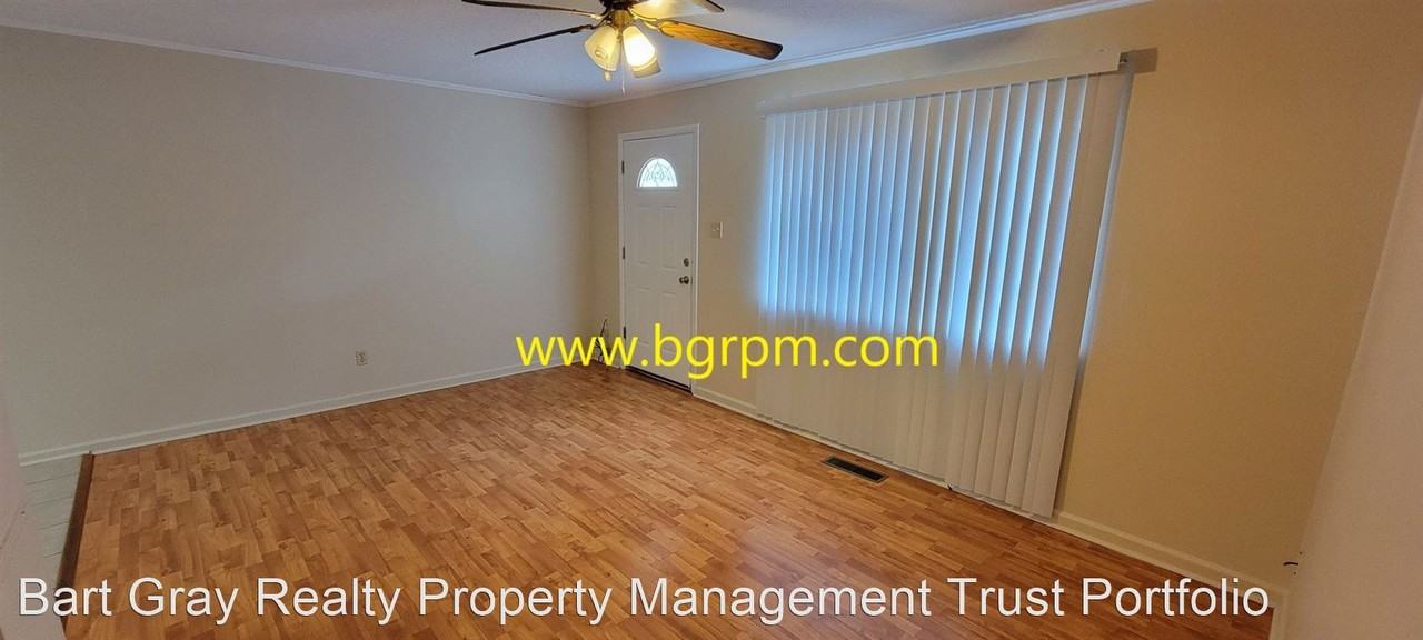 1019 & 1021 Peach St - Photo 2 of 8