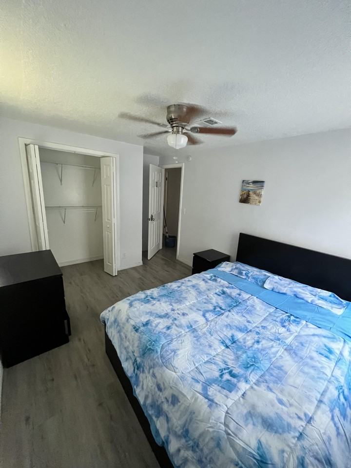 Carroll Dr - Photo 7 of 9