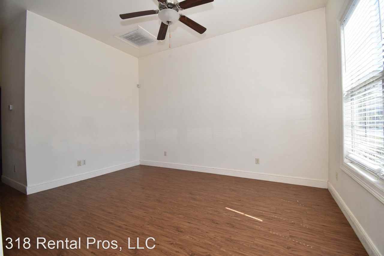 901 - 929 S. Barnett Springs St. - Photo 3 of 14