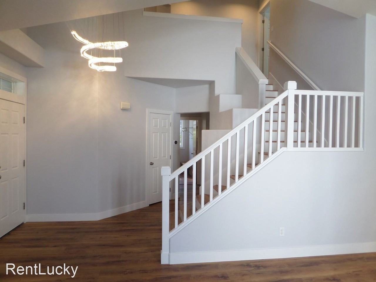 5127 Nathan Loop Se - Photo 3 of 40