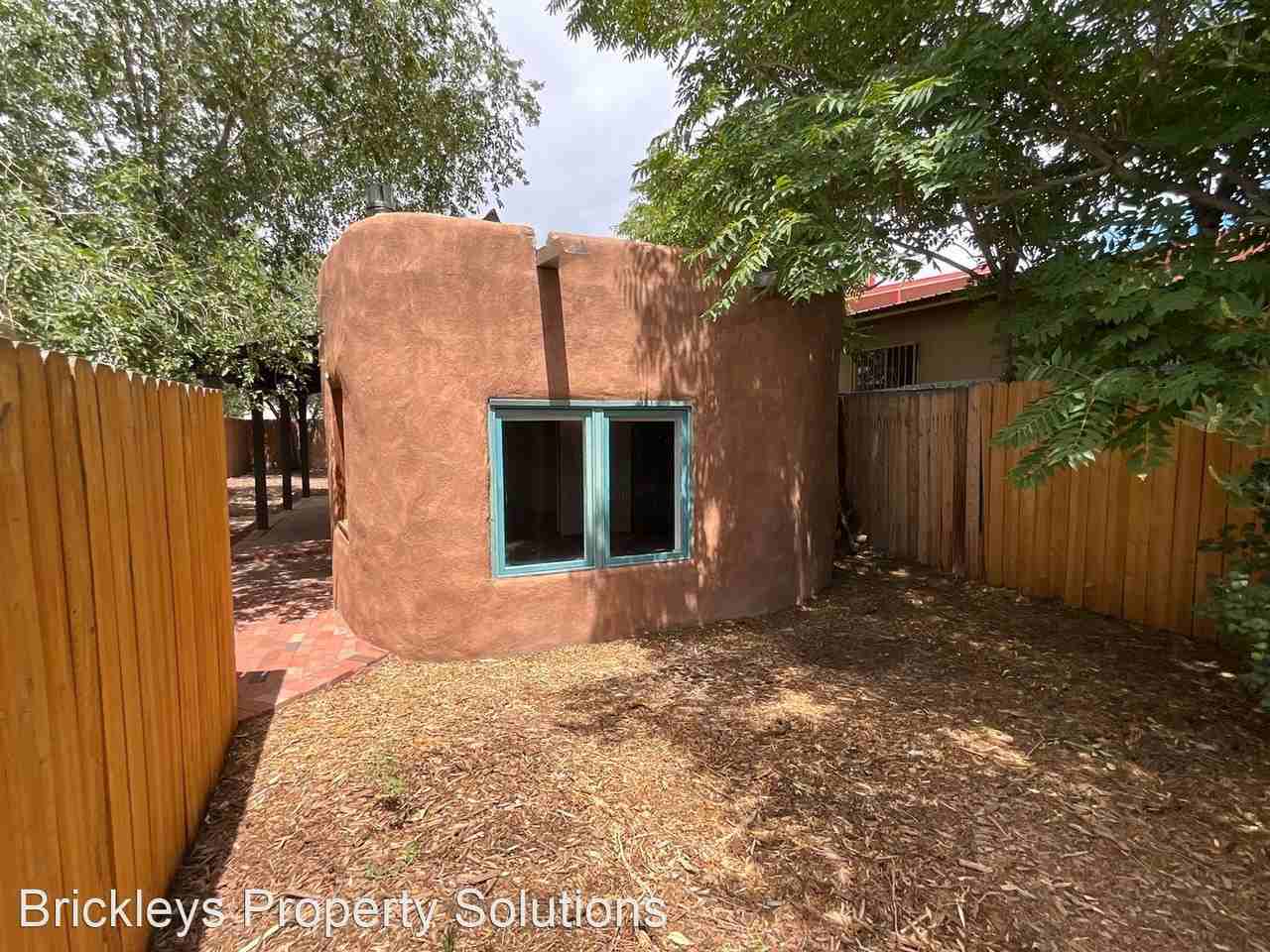 1708 1/2 Griegos Rd Nw - Photo 3 of 19