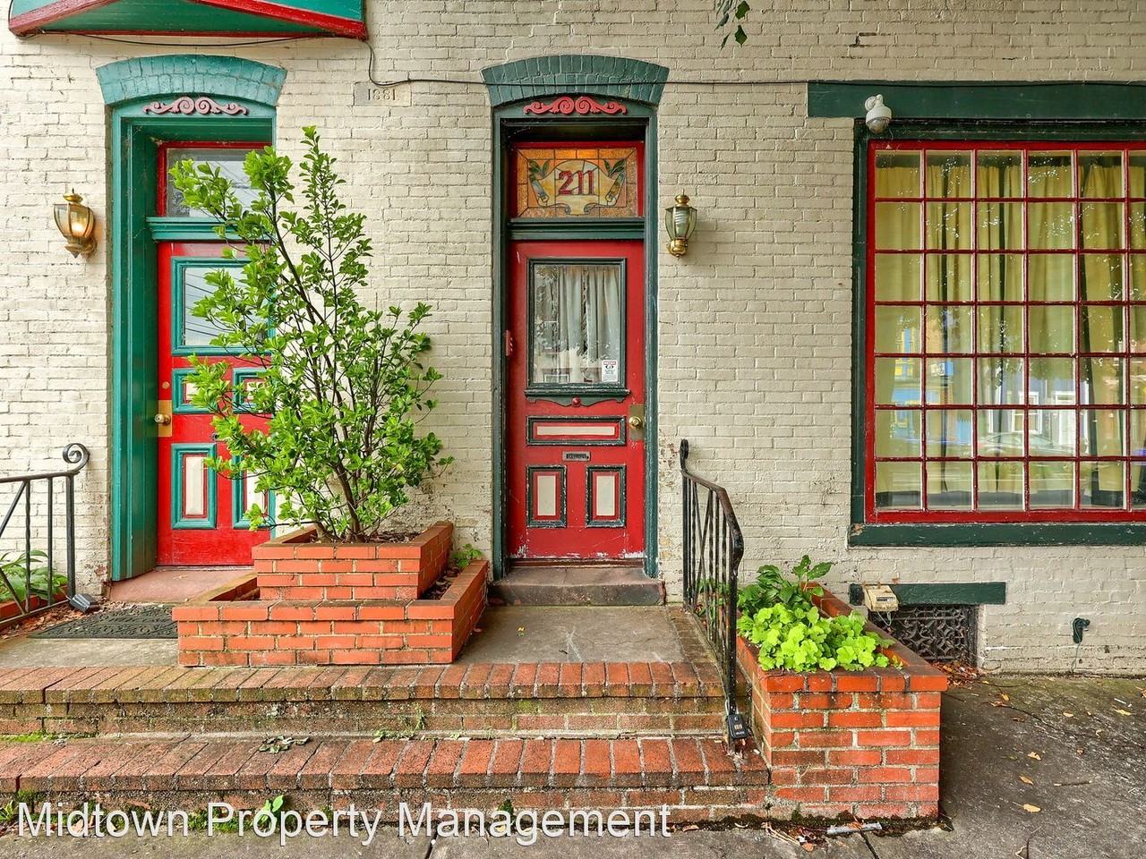 211 Verbeke Street - Photo 2 of 17