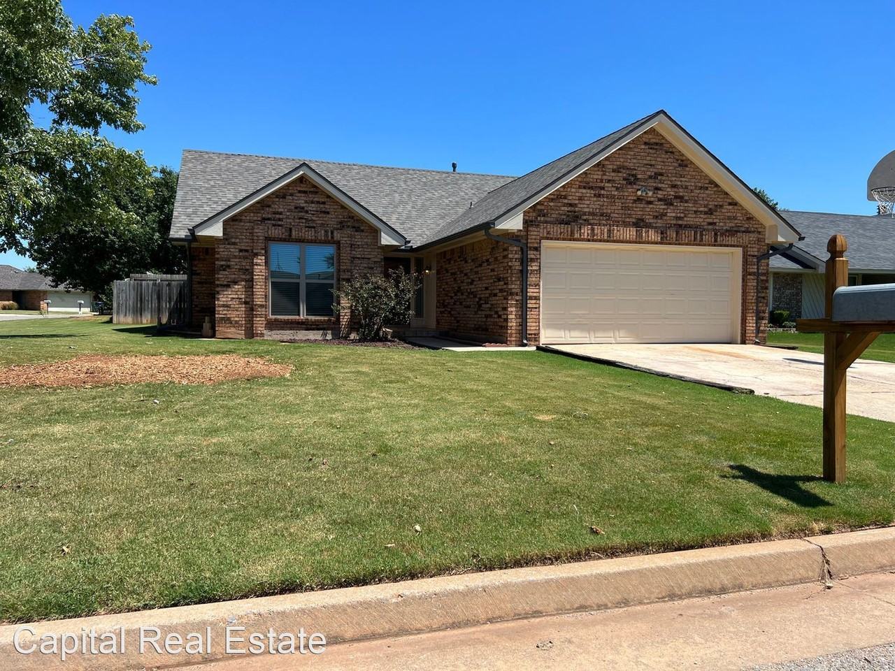 3700 Southwind Ct - Photo 2 of 35