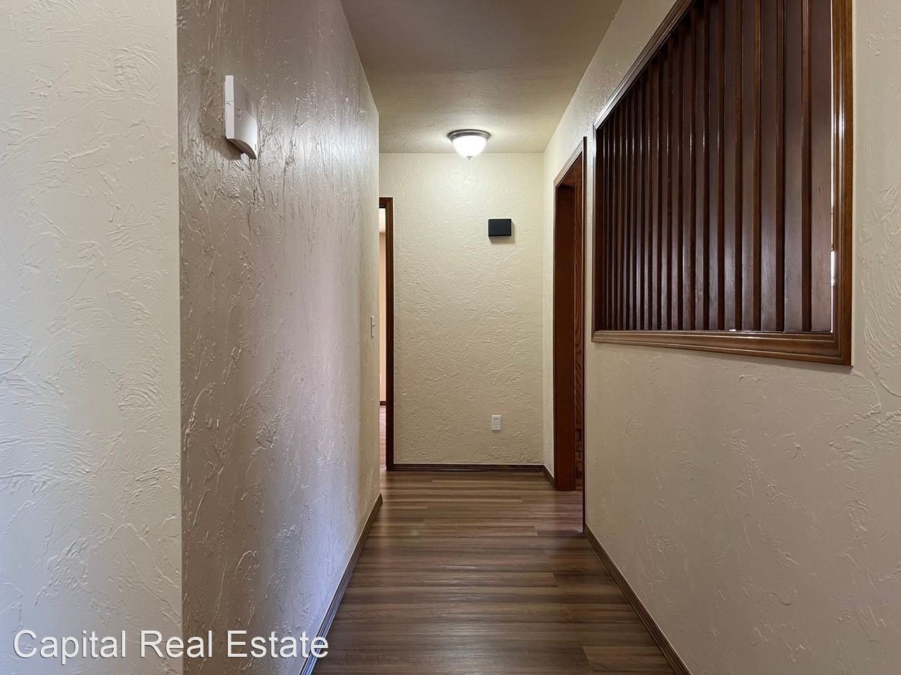 3700 Southwind Ct - Photo 3 of 35