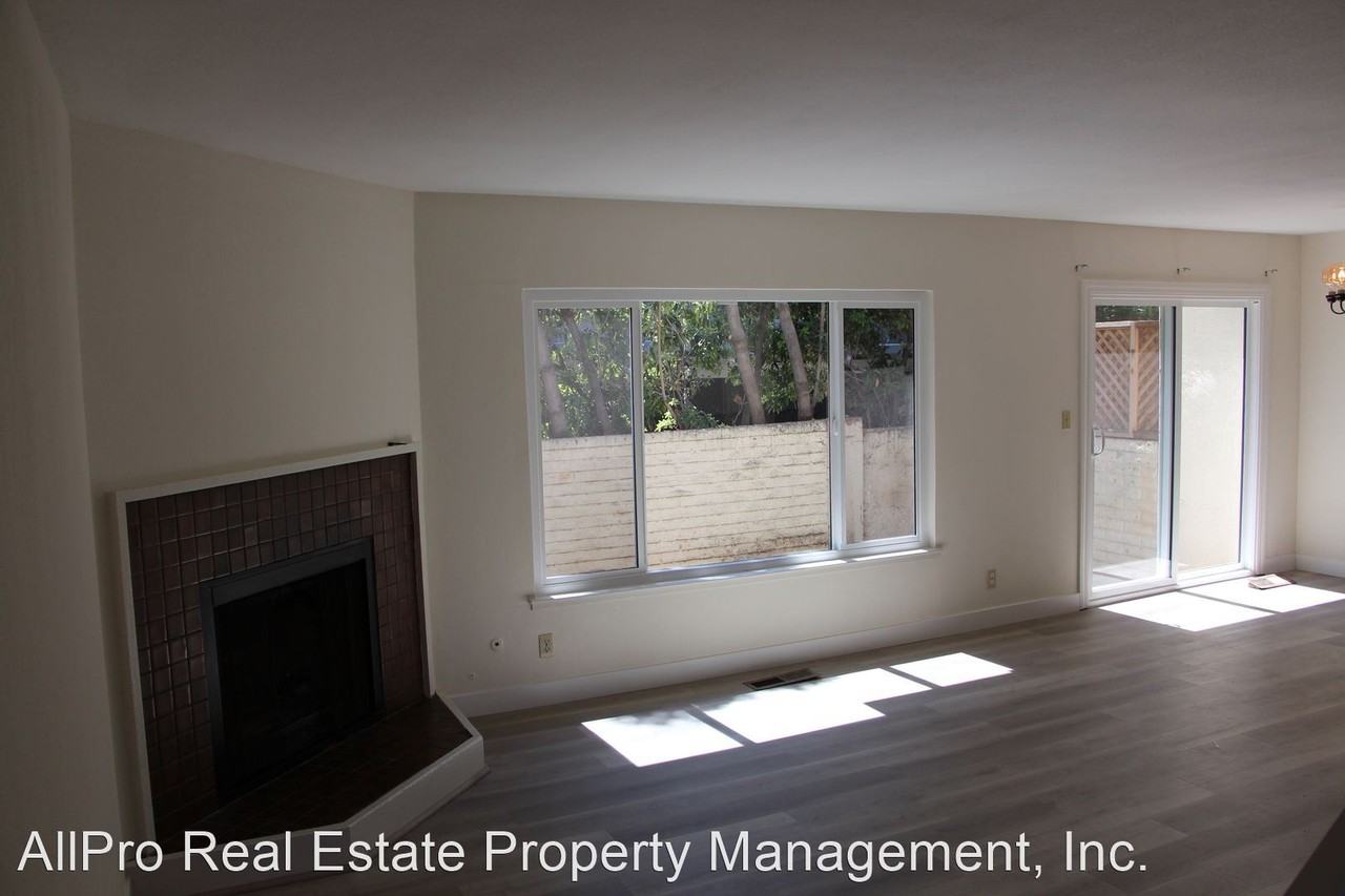 31213 Tepic Pl - Photo 3 of 5