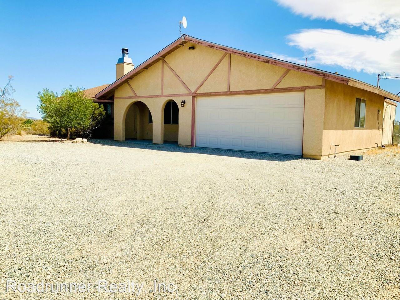 4545 Bonita Ave - Photo 2 of 23