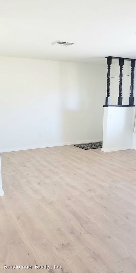 4545 Bonita Ave - Photo 3 of 23