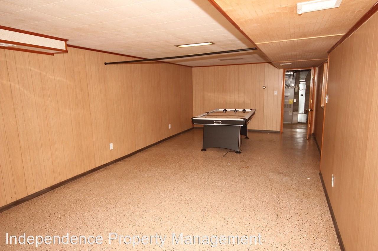 942 Gilbert Rd - Photo 2 of 50