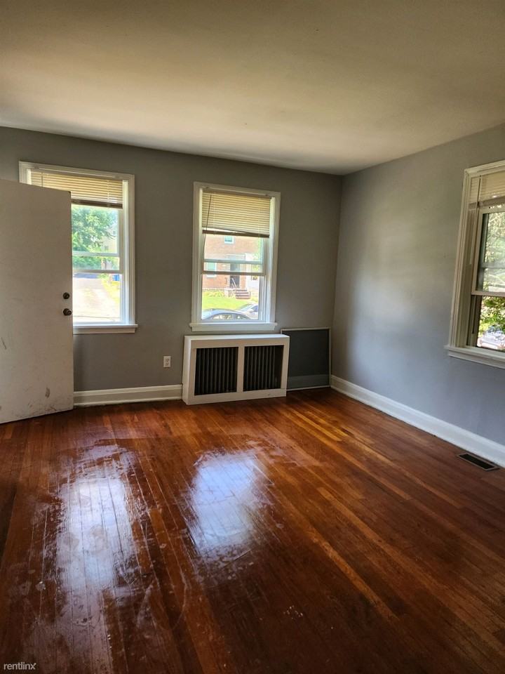 5707 Simmonds Ave Fl 1 - Photo 2 of 6