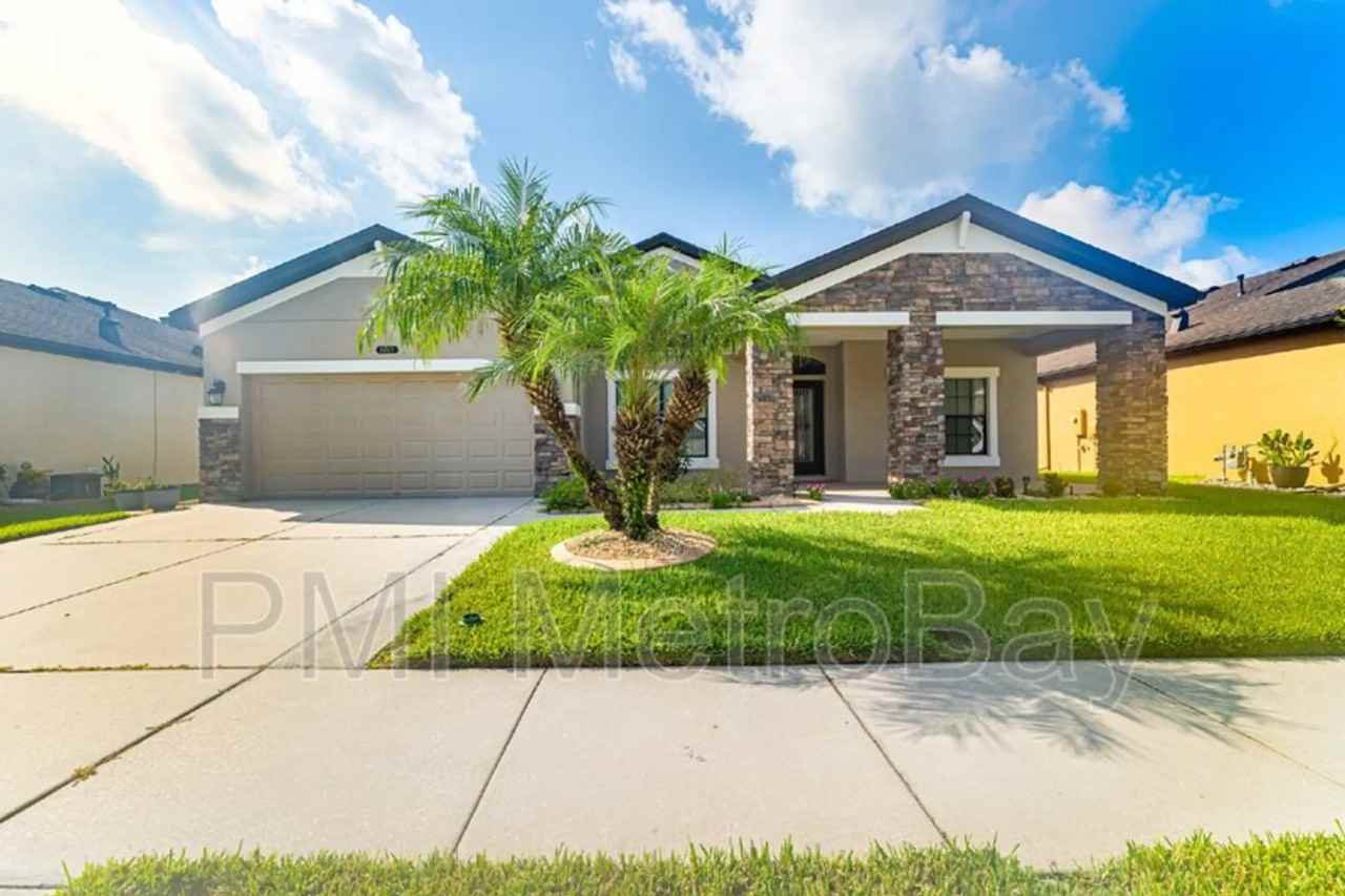 8449 Bluevine Sky Dr - Photo 2 of 50