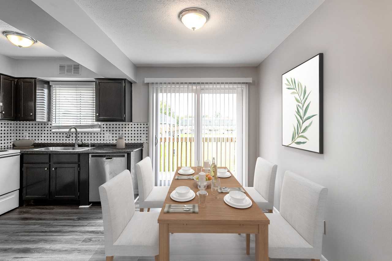 Centre Court Townhomes - Photo 6 of 48