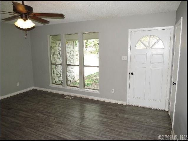 1020 Towering Oaks Dr - Photo 2 of 25