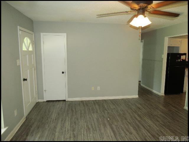 1020 Towering Oaks Dr - Photo 3 of 25