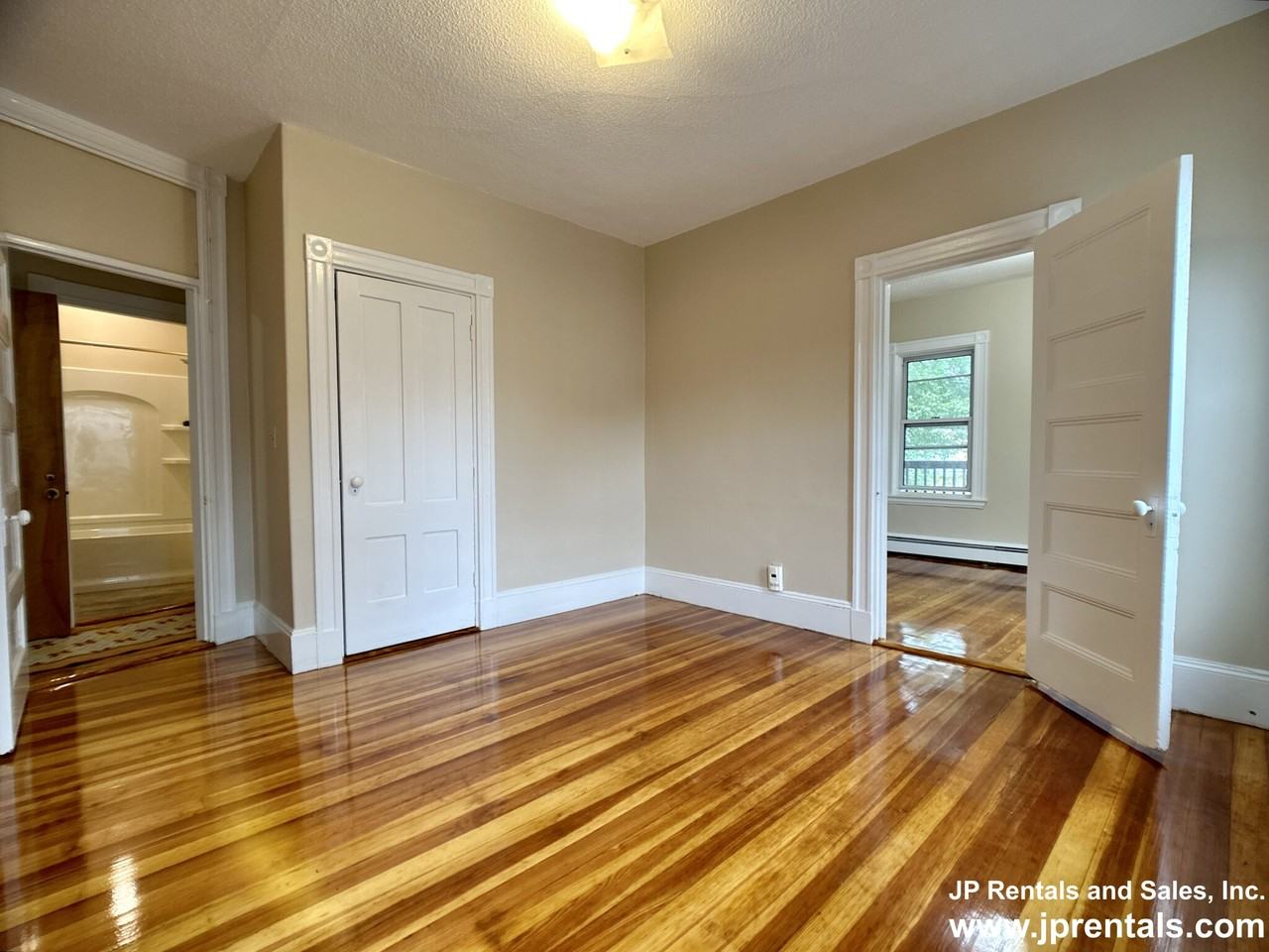 22 Spring Park Ave #3CO - Photo 7 of 11