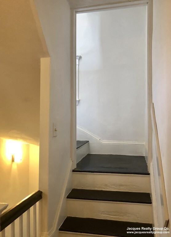 Pearson Ave #2 - Photo 5 of 20