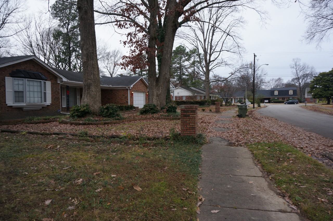 5295 Dargen Ave - Photo 2 of 18