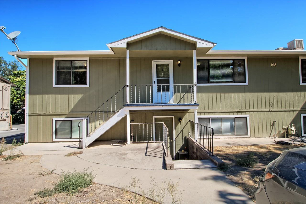 108 Park Dr - Photo 2 of 23