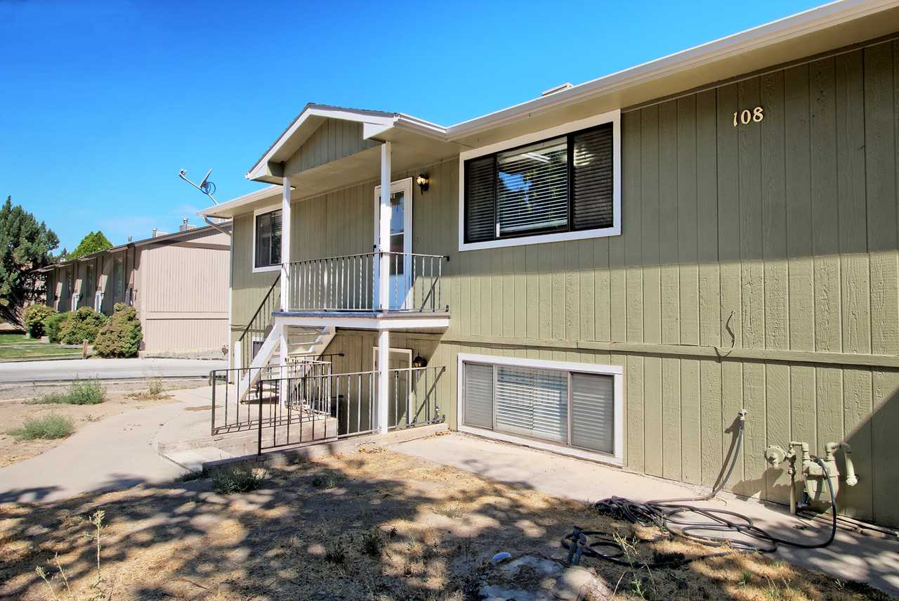 108 Park Dr - Photo 3 of 23