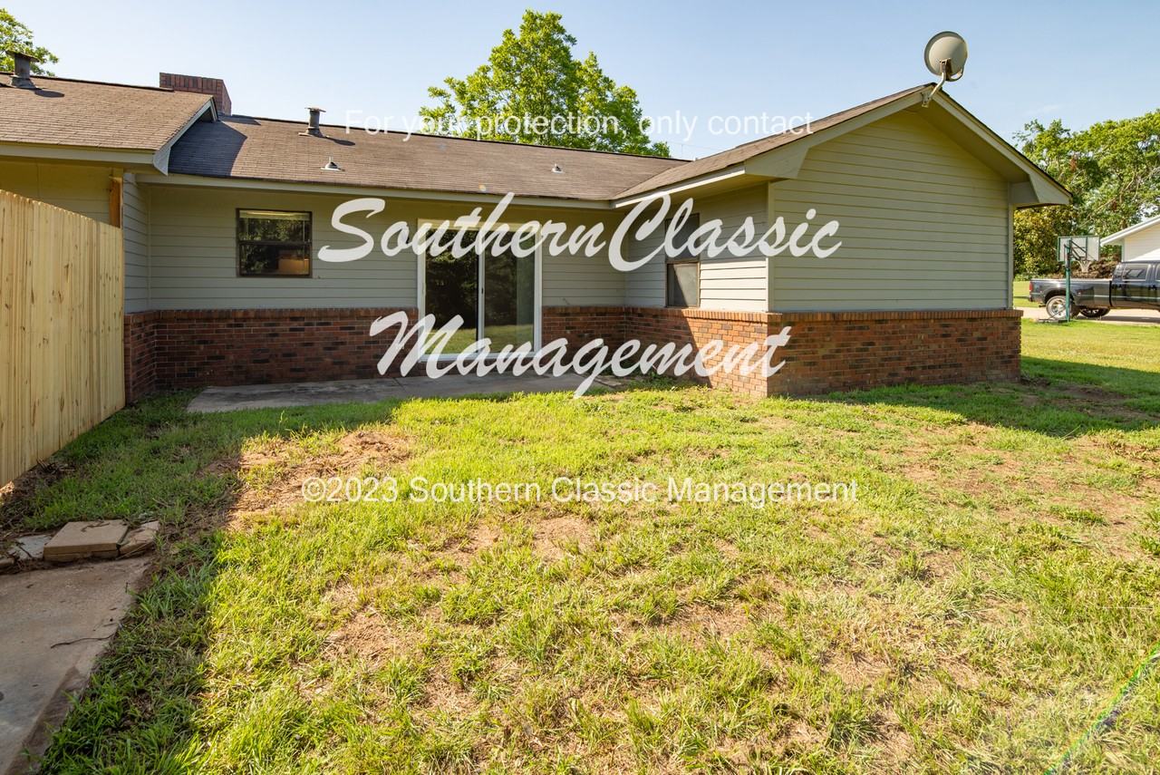 206 Hudson Dr Ne - Photo 3 of 11