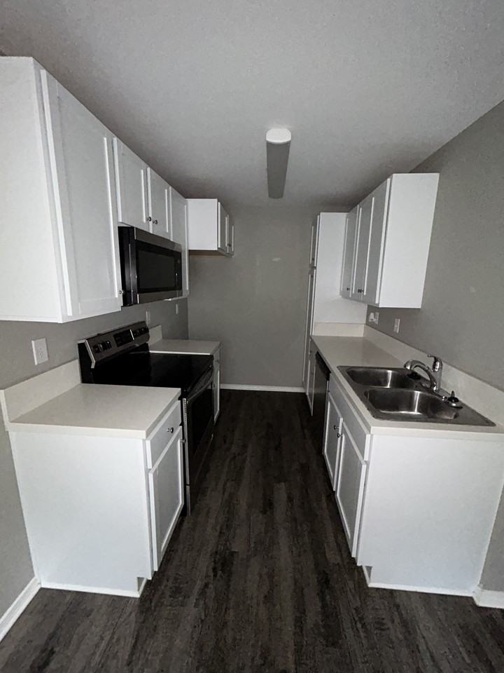 58 Razorback Cv - Photo 3 of 9