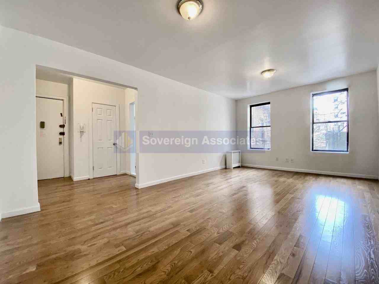 44 Bennett Ave #1H