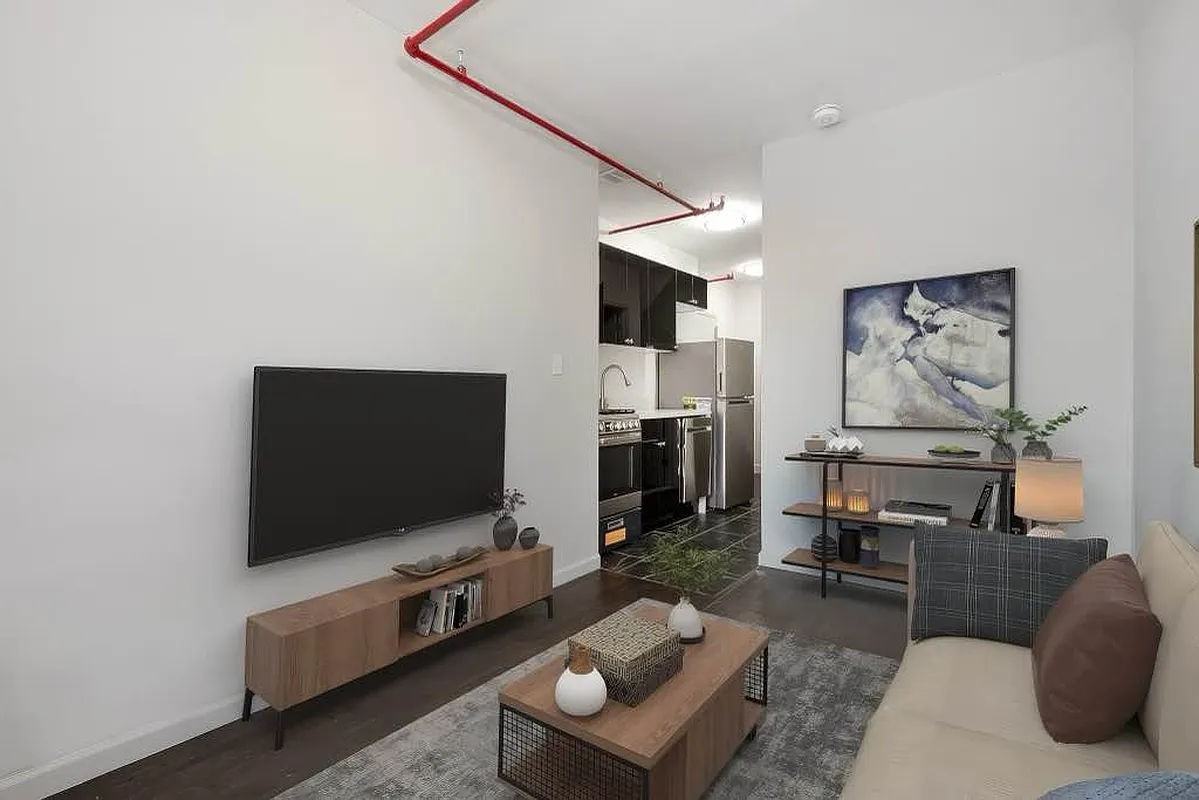 165 Attorney St #5C - Photo 4 of 6