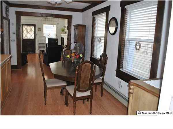 322 McCabe Ave - Photo 2 of 6