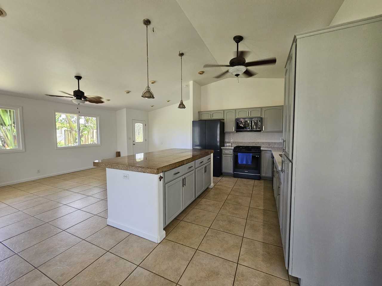 15-1817 14th Ave #1 - Photo 2 of 24